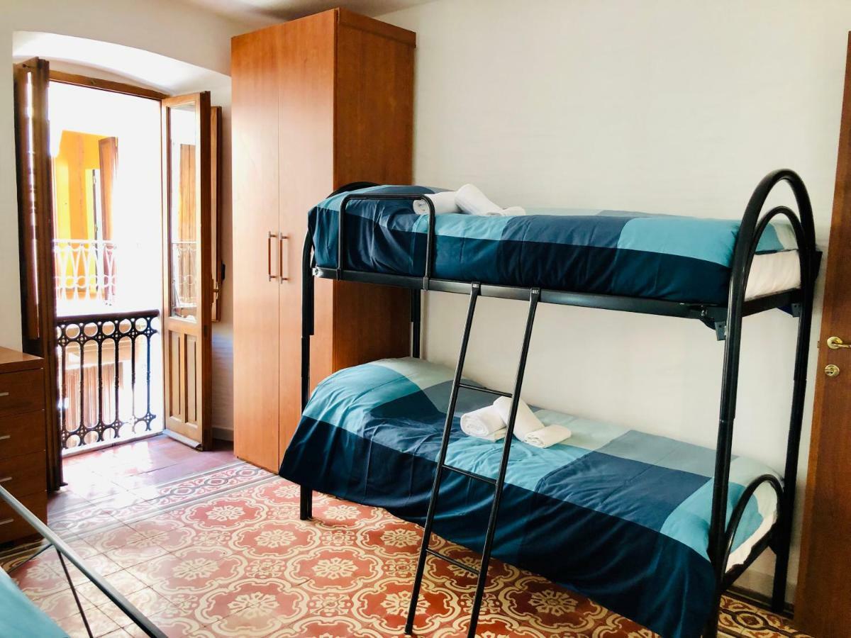 Il Terrazzino Iglesias Bed & Breakfast Bagian luar foto