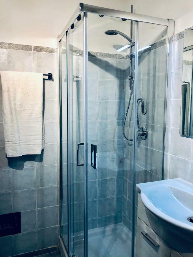 Il Terrazzino Iglesias Bed & Breakfast Bagian luar foto